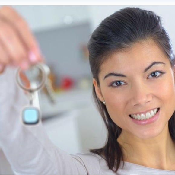 Blue Gemstone Keychain - Picture 3 of 3